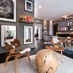 Sir Savigny Hotel, Part Of Sircle Collection 4*