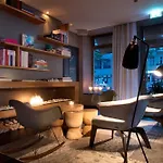 Sir Savigny Hotel, Part Of Sircle Collection