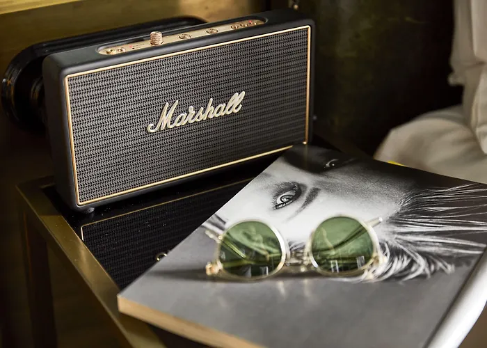 Sir Savigny Hotel, Part Of Sircle Collection 4*