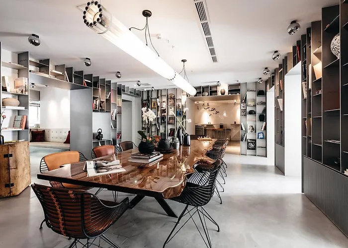 Sir Savigny Hotel, Part Of Sircle Collection 4*