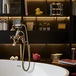 Sir Savigny Hotel, Part Of Sircle Collection