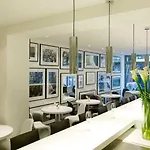 Sir Savigny Hotel, Part Of Sircle Collection 4*