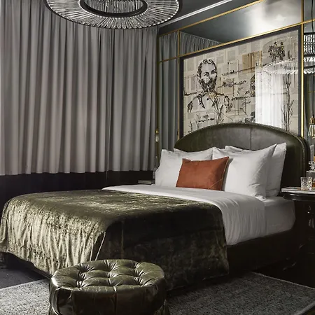 فندق Sir Savigny Hotel, Part Of Sircle Collection 4*