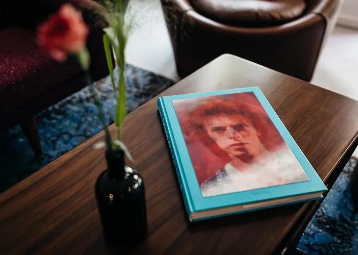 Sir Savigny Hotel, Part Of Sircle Collection 4*