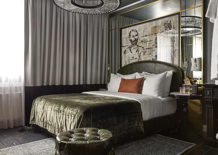 فندق Sir Savigny Hotel, Part Of Sircle Collection 4*